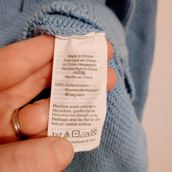 J Crew baby blue thick knit sweater with crewneck and scalloped hem. Size small - Picture 6 of 7